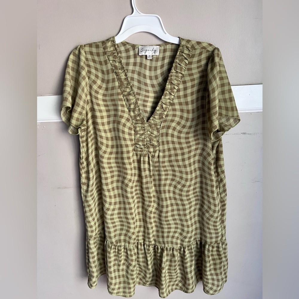 Chic Olive Checkered V-Neck Dress Size M